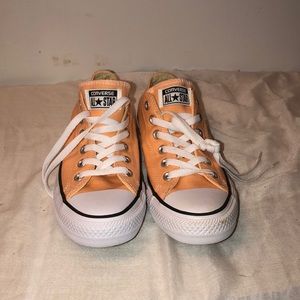 Converse all star low tops- size 9